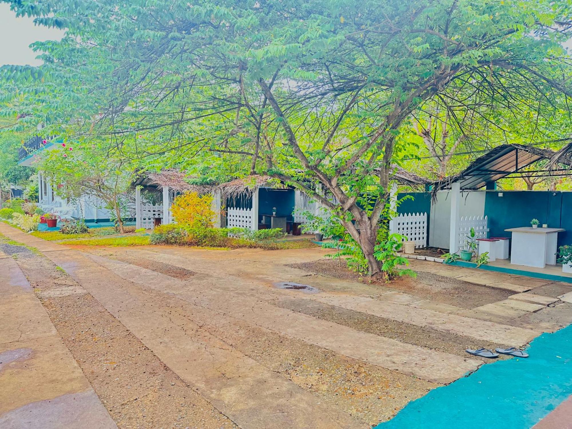 New Peacock Resort Dambulla Eksteriør bilde